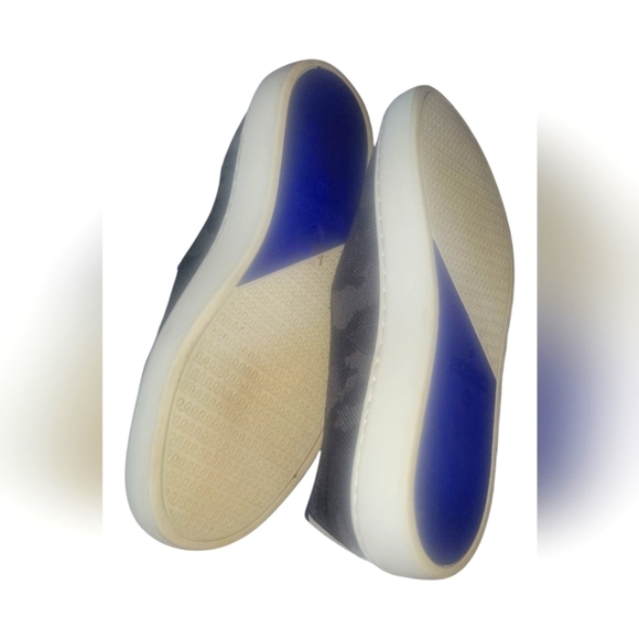 Rothy's The Original Slip On Gray Camo Textile Women's W8.5 Sneaker - Picture 10 of 10